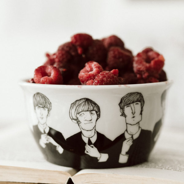 JOHN PAUL RINGO and GEORGE, the ones with protruding ears, 37cl bowl